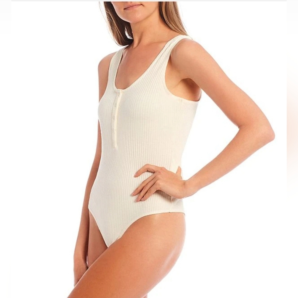 Hurley Cream Off White Sleeveless Cotton Blend Ribbed Bodysuit